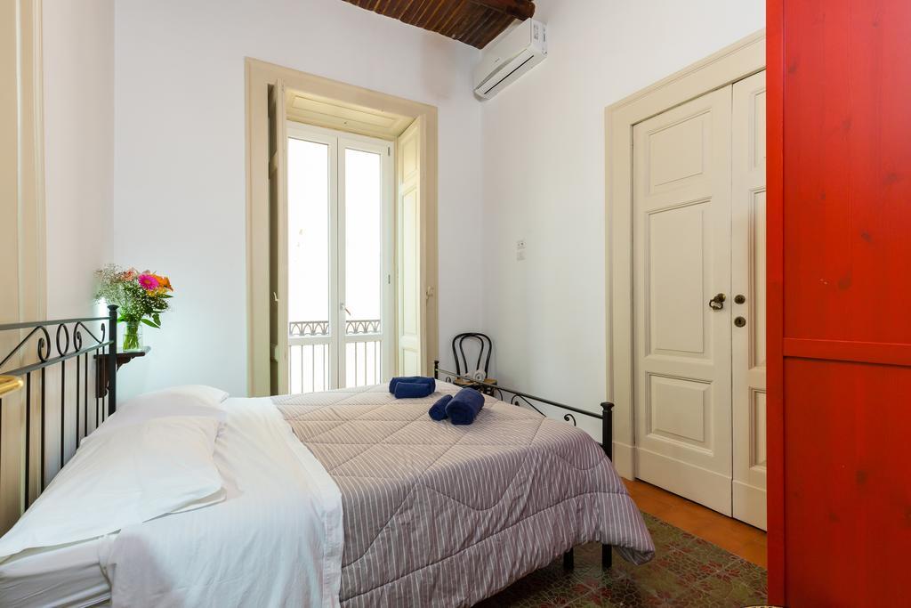 Don Pedro Rooms Vicere Di Toledo In The City Center Νάπολη Εξωτερικό φωτογραφία