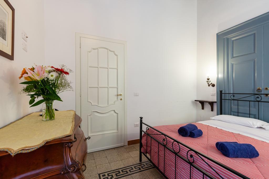Don Pedro Rooms Vicere Di Toledo In The City Center Νάπολη Εξωτερικό φωτογραφία