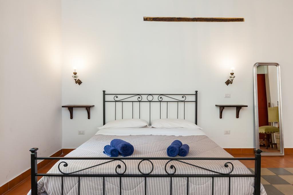 Don Pedro Rooms Vicere Di Toledo In The City Center Νάπολη Εξωτερικό φωτογραφία