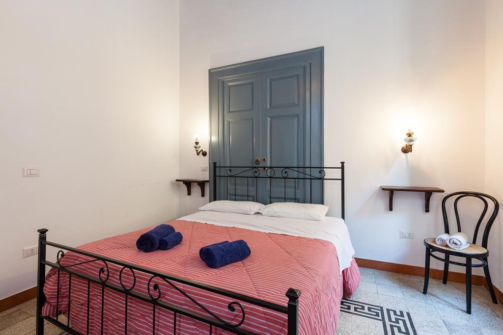 Don Pedro Rooms Vicere Di Toledo In The City Center Νάπολη Εξωτερικό φωτογραφία