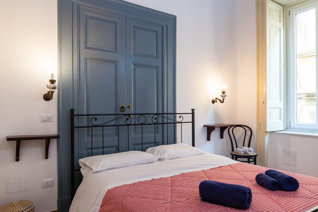 Don Pedro Rooms Vicere Di Toledo In The City Center Νάπολη Εξωτερικό φωτογραφία